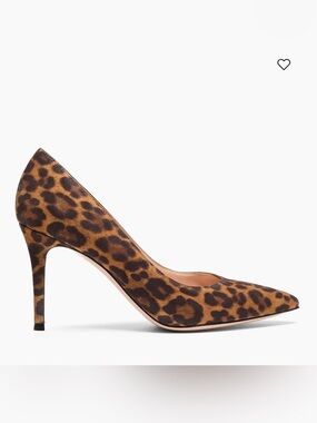 Gianvito Rossi

Gianvito 85MM Camoscio Leopard Print Pumps